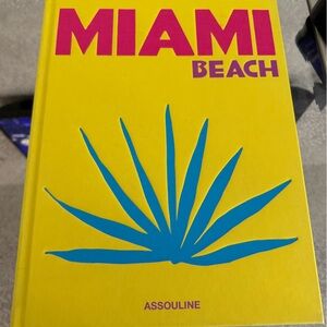 Assouline - The Classics Collection - Miami Beach